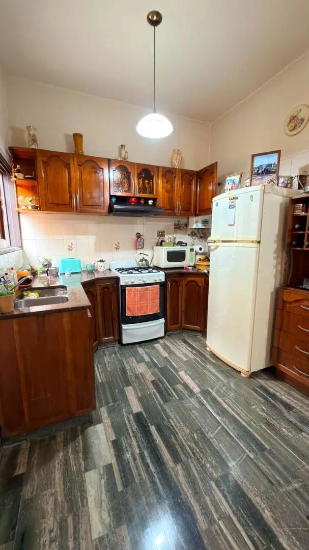 CASA MULTIFAMILIAR EN VENTA RAMOS MEJIA 5