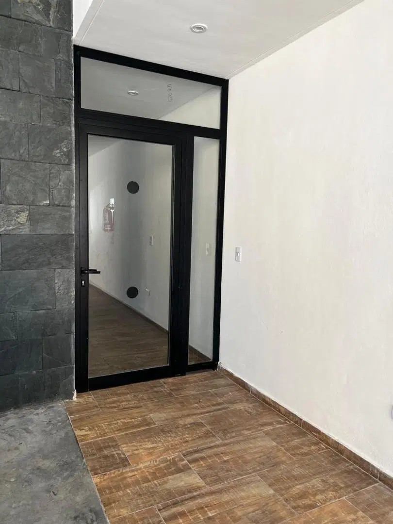 DEPARTAMENTO 2 AMBIENTES CON COCHERA EN ALQUILER MORON 2
