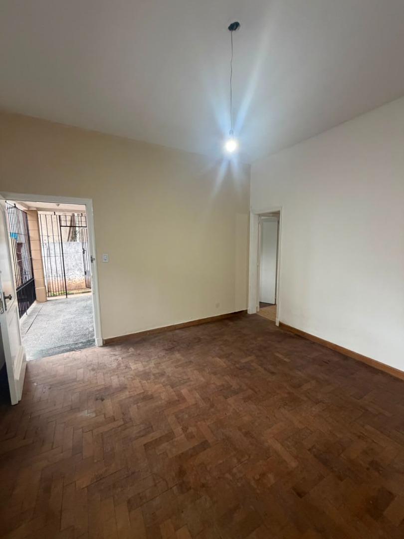 Foto de EXCELENTE CASA 3 AMBIENTES EN ALQUILER CON FONDO, imagen 3