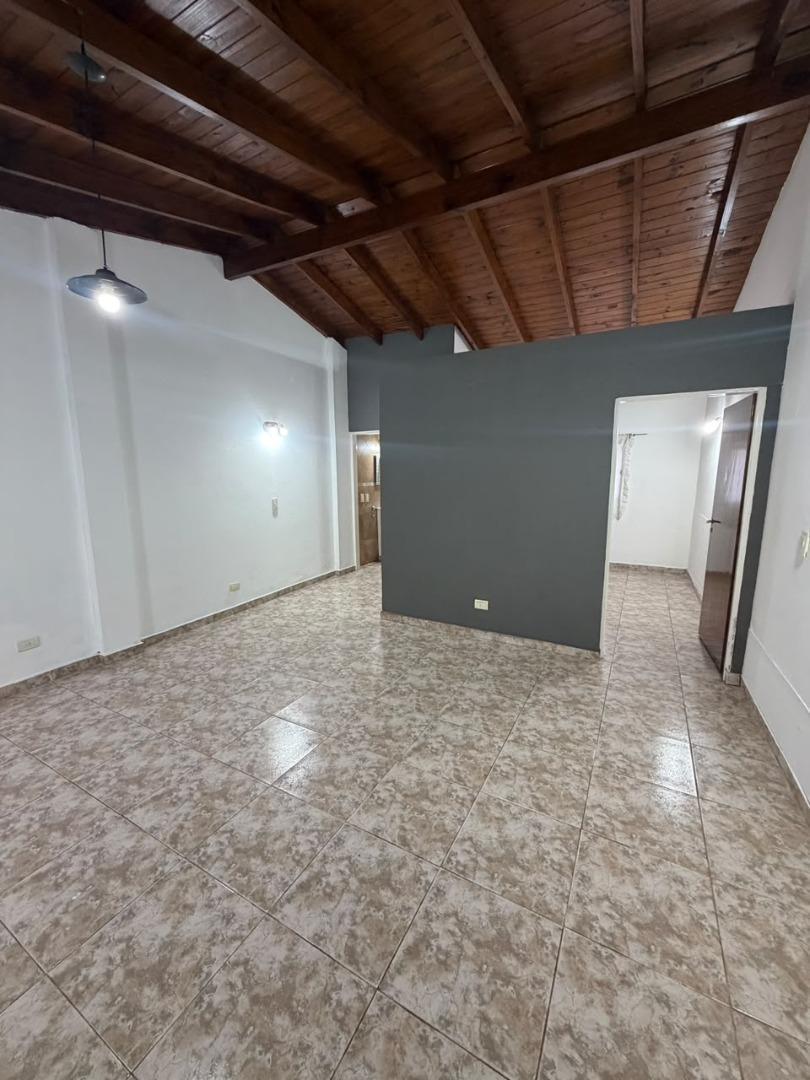Foto de DEPARTAMENTO 2 AMBIENTES EN PLANTA BAJA EN ALQUILER, imagen 3