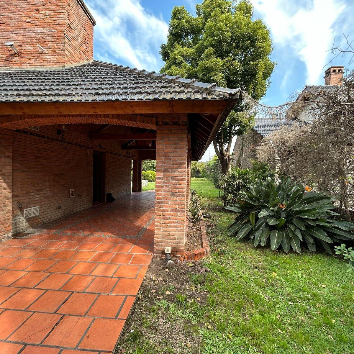 Casa - Quinta B° El Cortijo Viejo en 1.888 M² 4