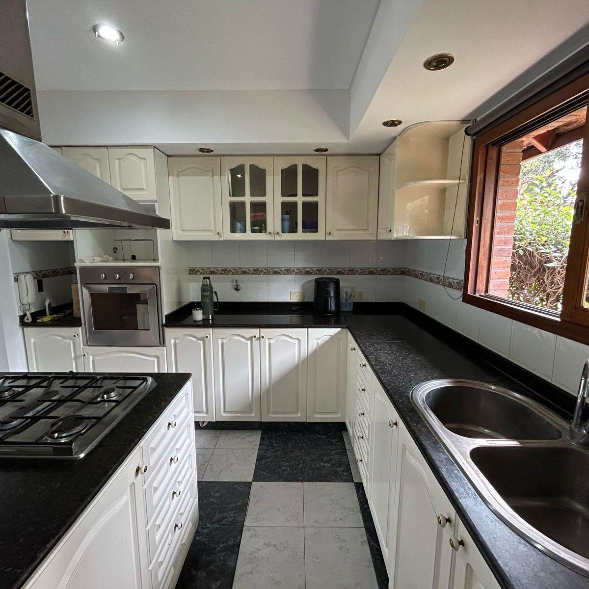 Casa - Quinta B° El Cortijo Viejo en 1.888 M² 2