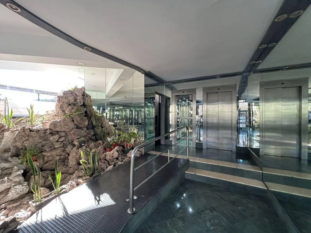 Regio Dpto 3 amb. 75m² en Venta con cochera y baulera - Barcelona II - San Miguel 4