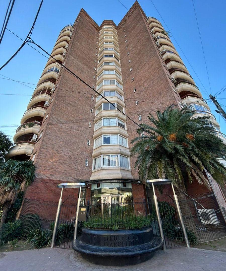 Regio Dpto 3 amb. 75m² en Venta con cochera y baulera - Barcelona II - San Miguel