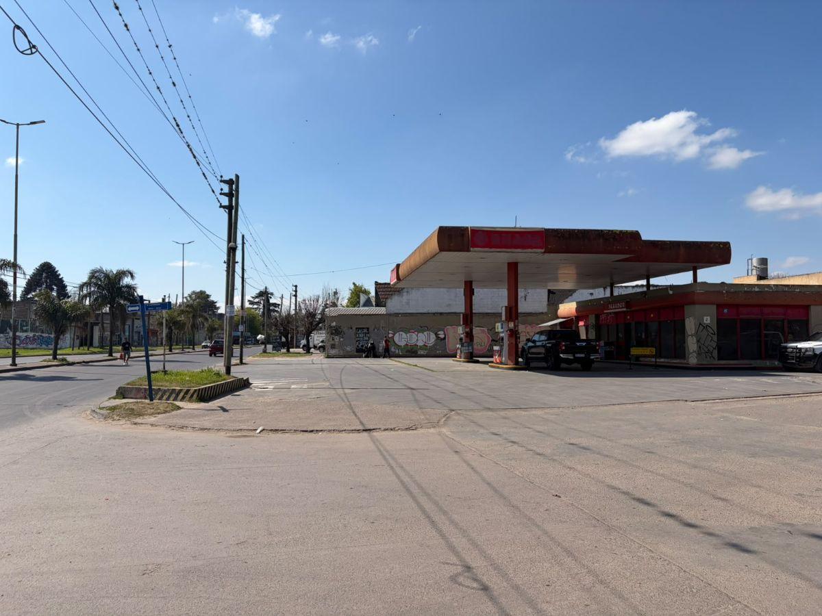 Foto de Inmueble Estacion De Servicio - Lote 736 Mts2 En Venta - Moreno, imagen 5