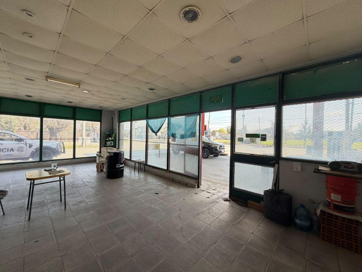 Foto de Inmueble Estacion De Servicio - Lote 736 Mts2 En Venta - Moreno, imagen 4
