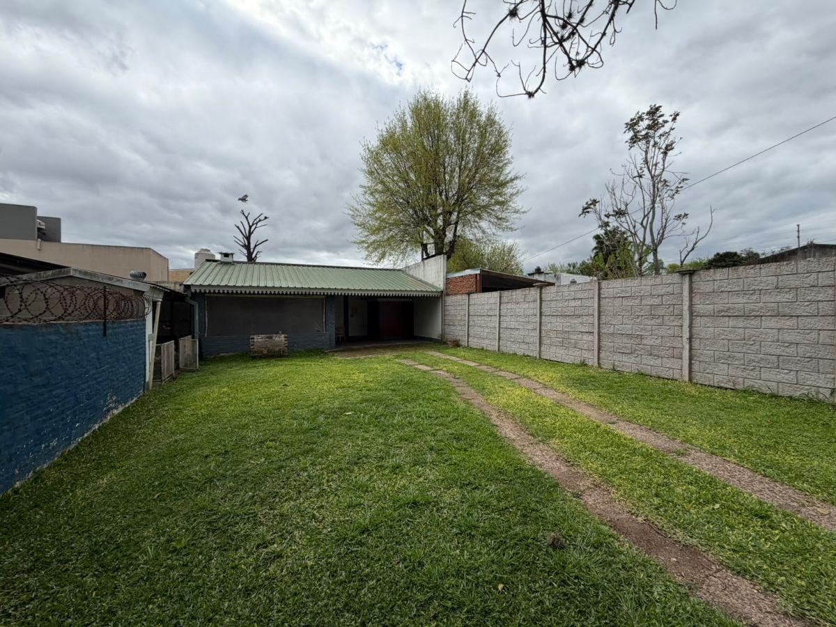 Foto de Lote Sup. 207mts² Con Quincho En Los Polvorines - Venta, imagen 1