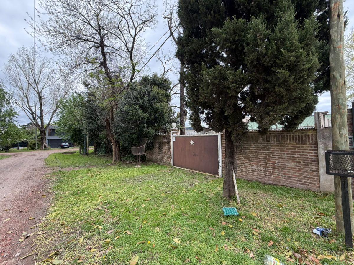 Foto de Lote Sup. 207mts² Con Quincho En Los Polvorines - Venta, imagen 2