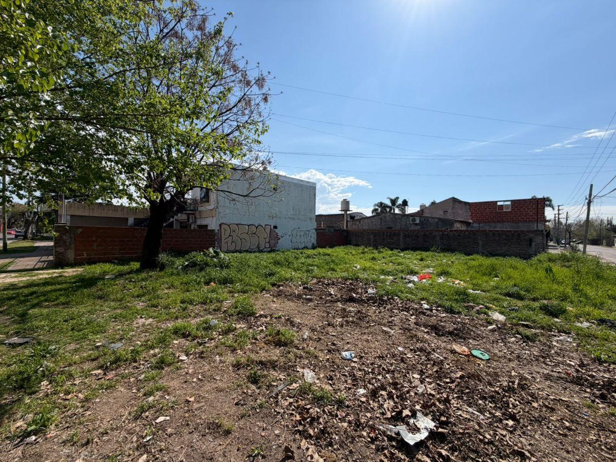 Foto de Terreno en venta en esquina, José C. Paz, 313 mts²., imagen 2