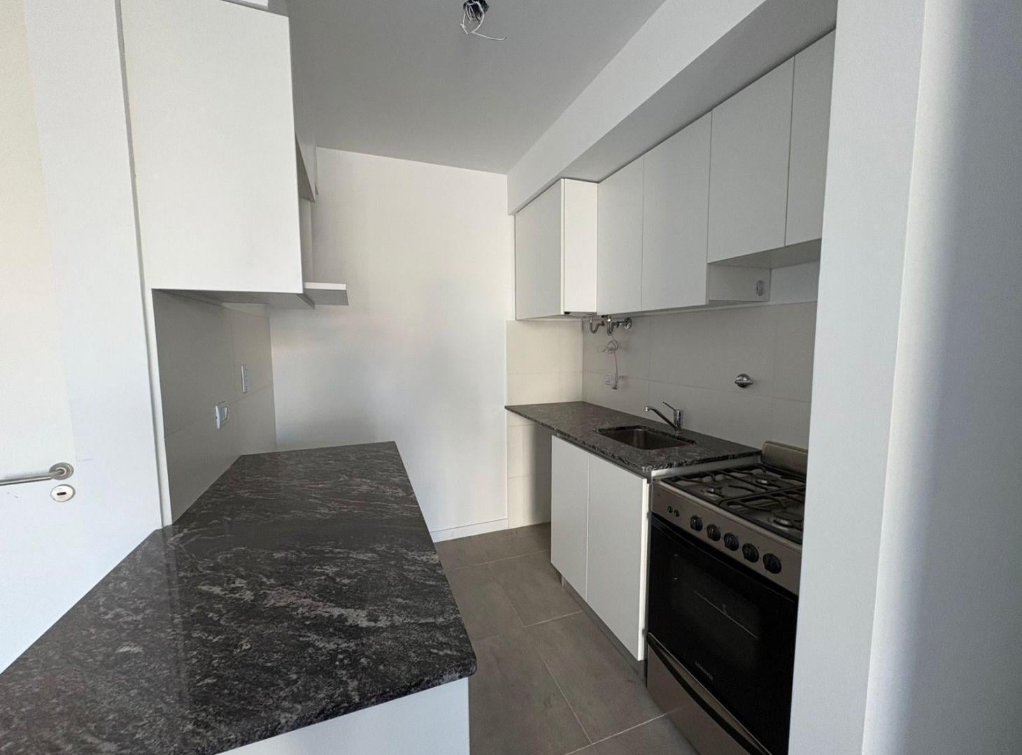 Foto de Departamento a estrenar en barrio Lourdes, imagen 4