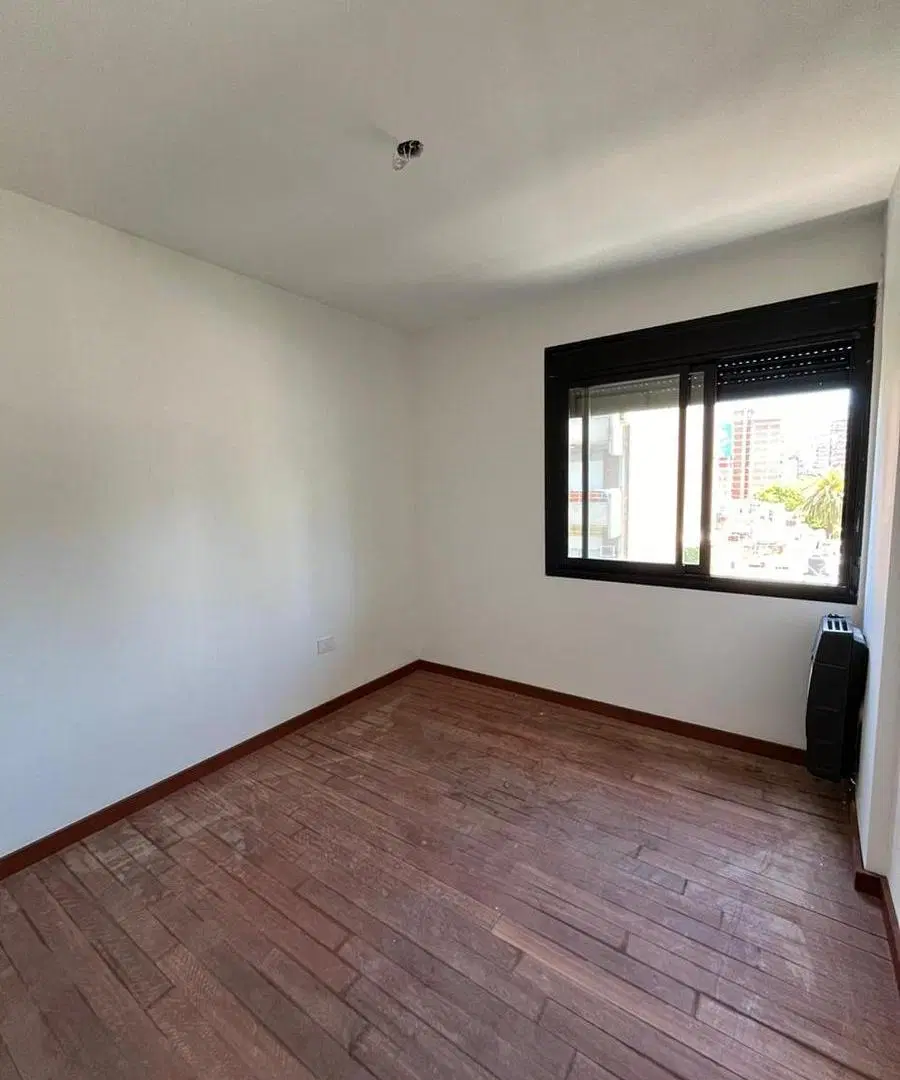 Departamento semipiso en alquiler, de un dormitorio en Barrio Martin 5