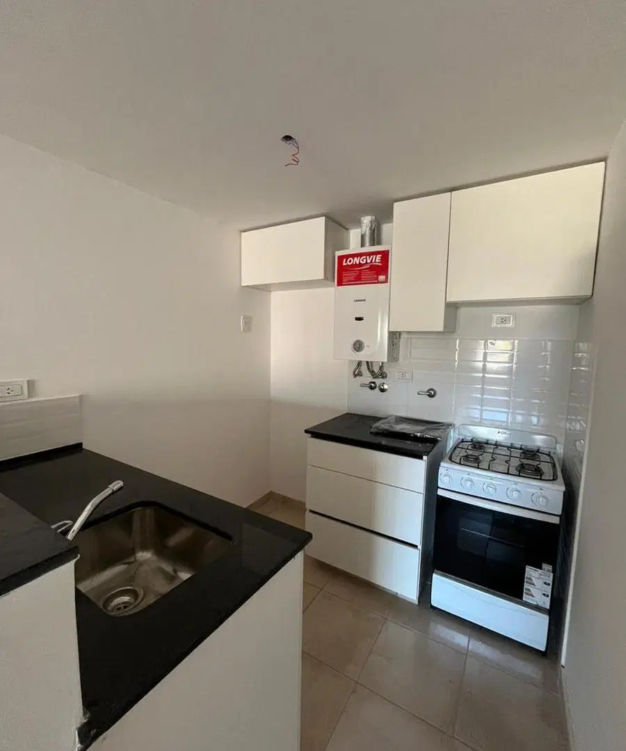 Departamento semipiso en alquiler, de un dormitorio en Barrio Martin 4