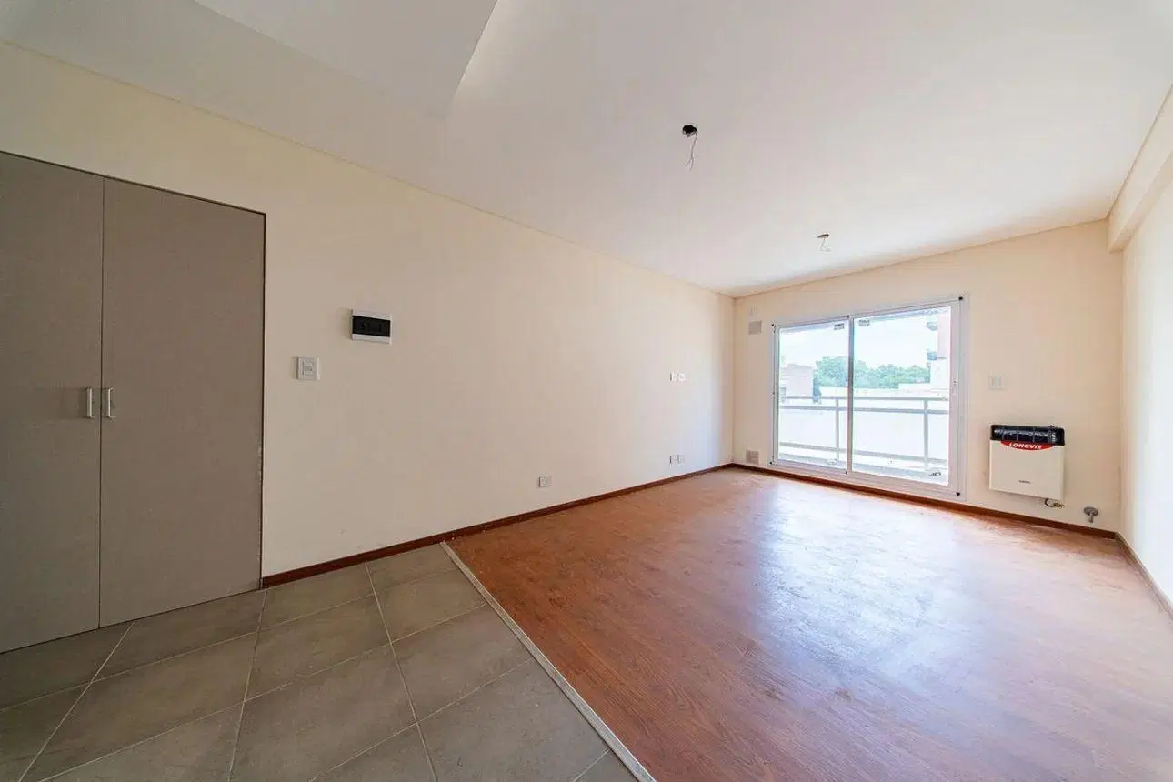 Departamento monoambiente en alquiler en Echesortu 3