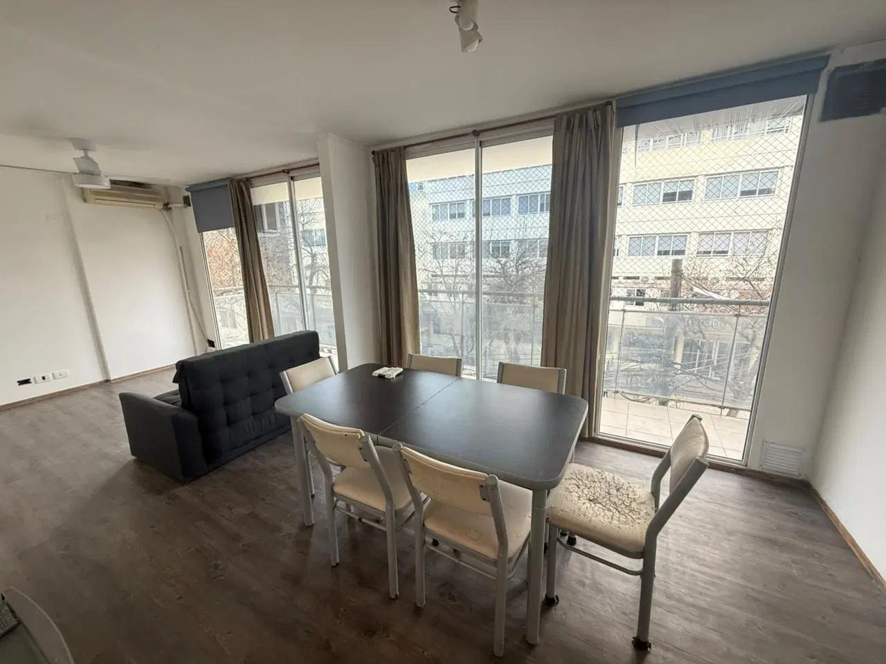 Departamento de 1 dormitorio a la venta, apto alquiler temporal, frente a Santarorio de la Mujer. 3