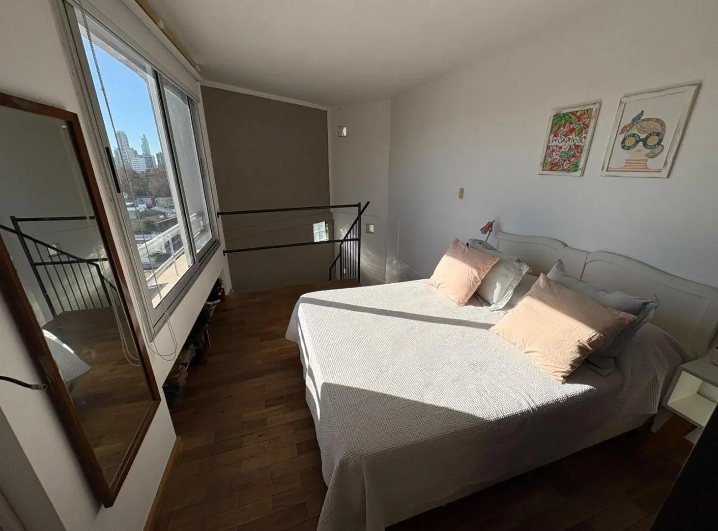 Duplex amoblado en alquiler, barrrio Arroyito. 1