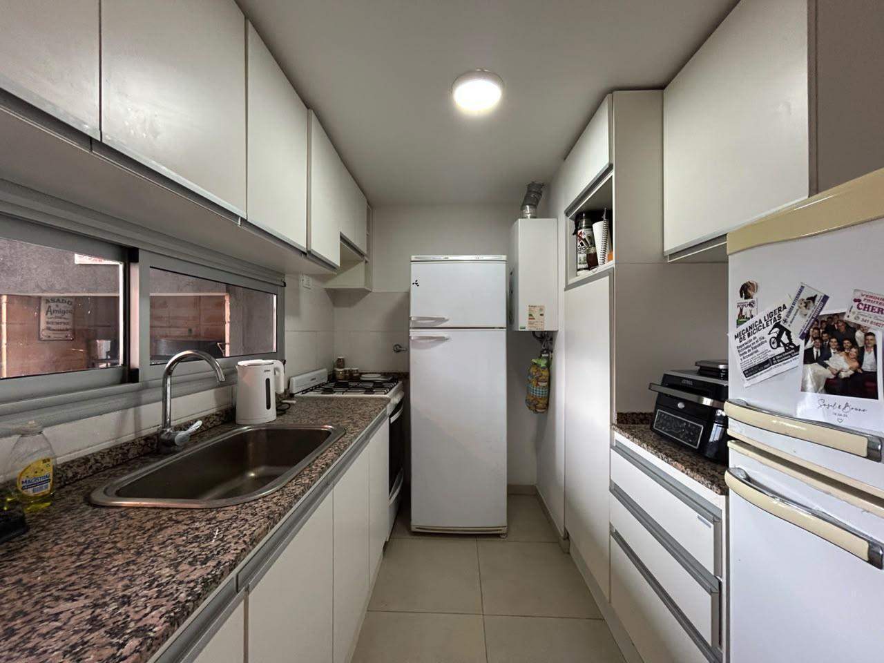 Foto de Venta - departamento de 1 dormitorio Echesortu - doble balcón - parrilla, imagen 4