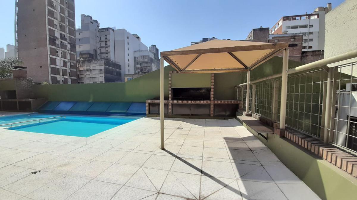 Foto de Depto 1 dormitorio - edificio con pileta y quincho, imagen 2
