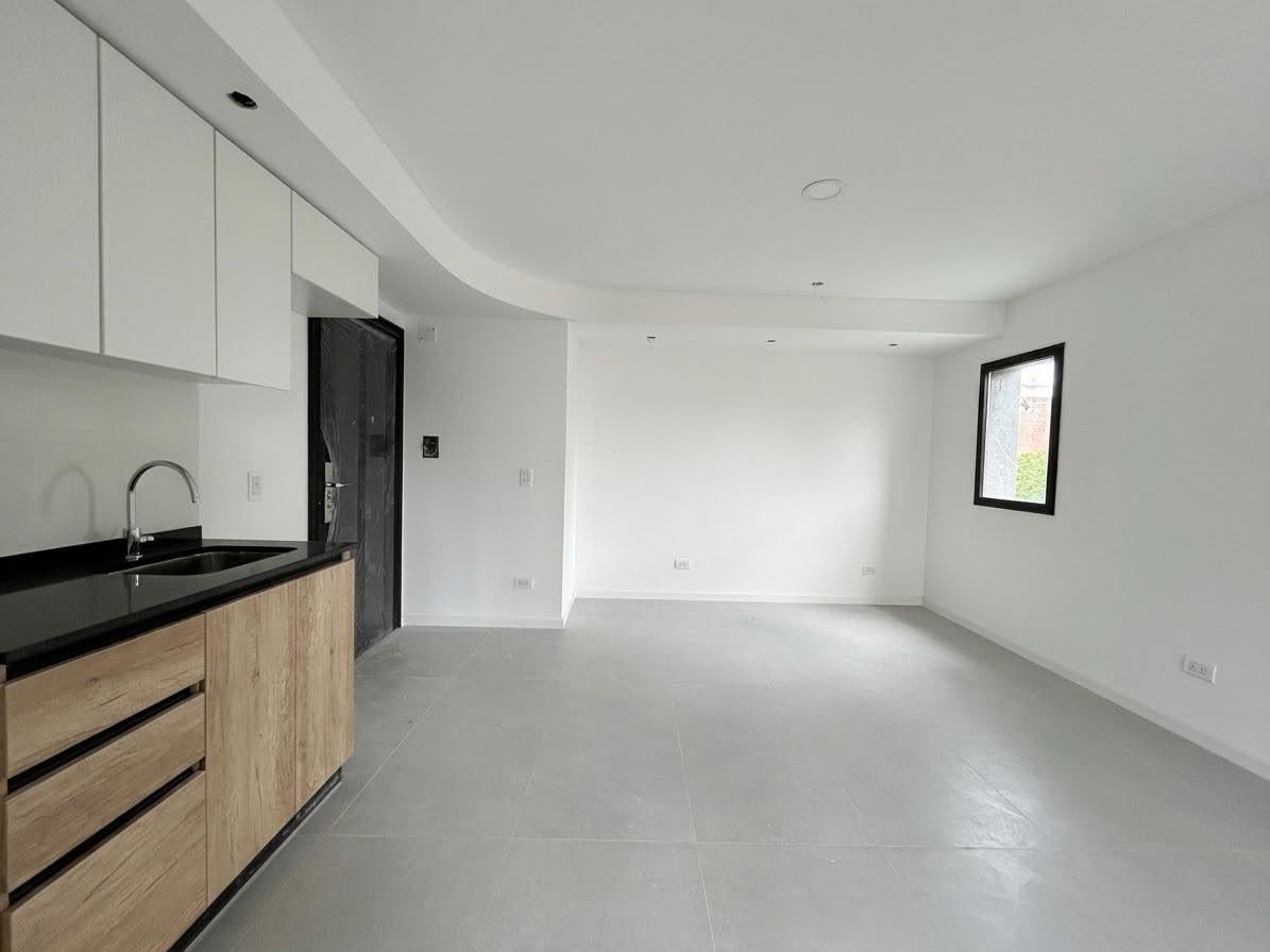 Foto de Venta de monoambiente en Alvear al 500, imagen 3