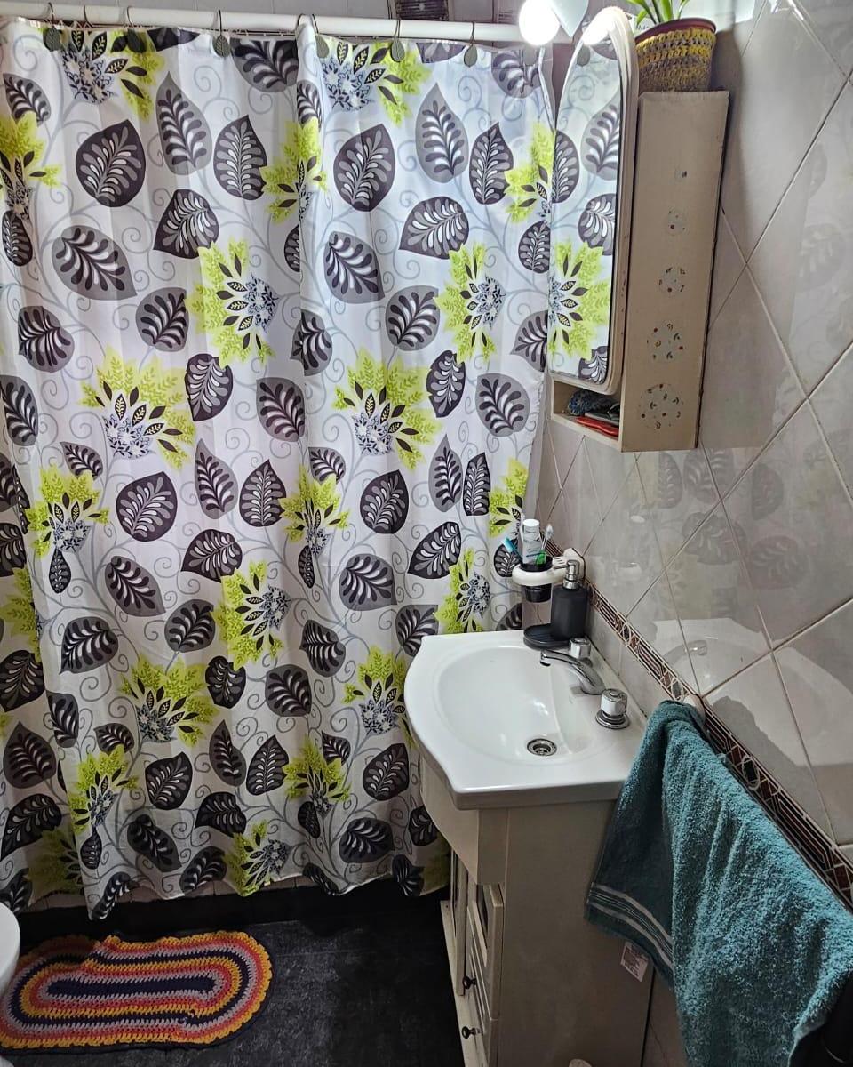 Depto de 3 Ambientes Interno Refaccionado con Balcon y Baño Completo! 3
