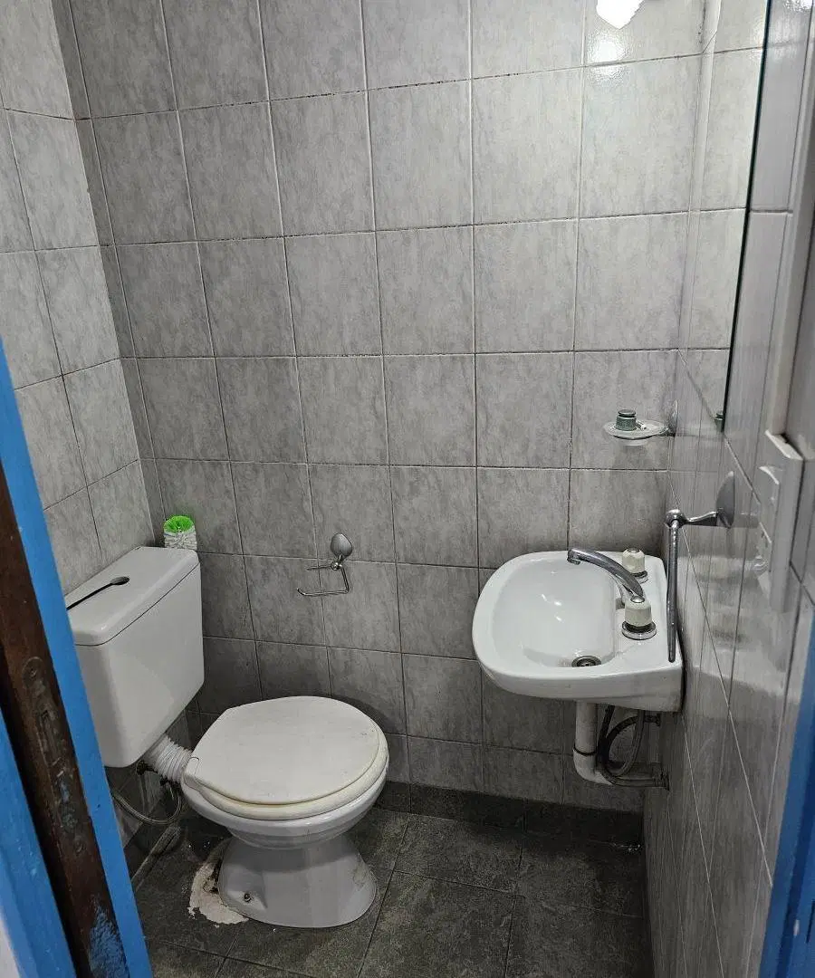 Casa en 2 plantas sobre lote propio de 8,66 x 20mts, 3 baños, gran terraza!! 8