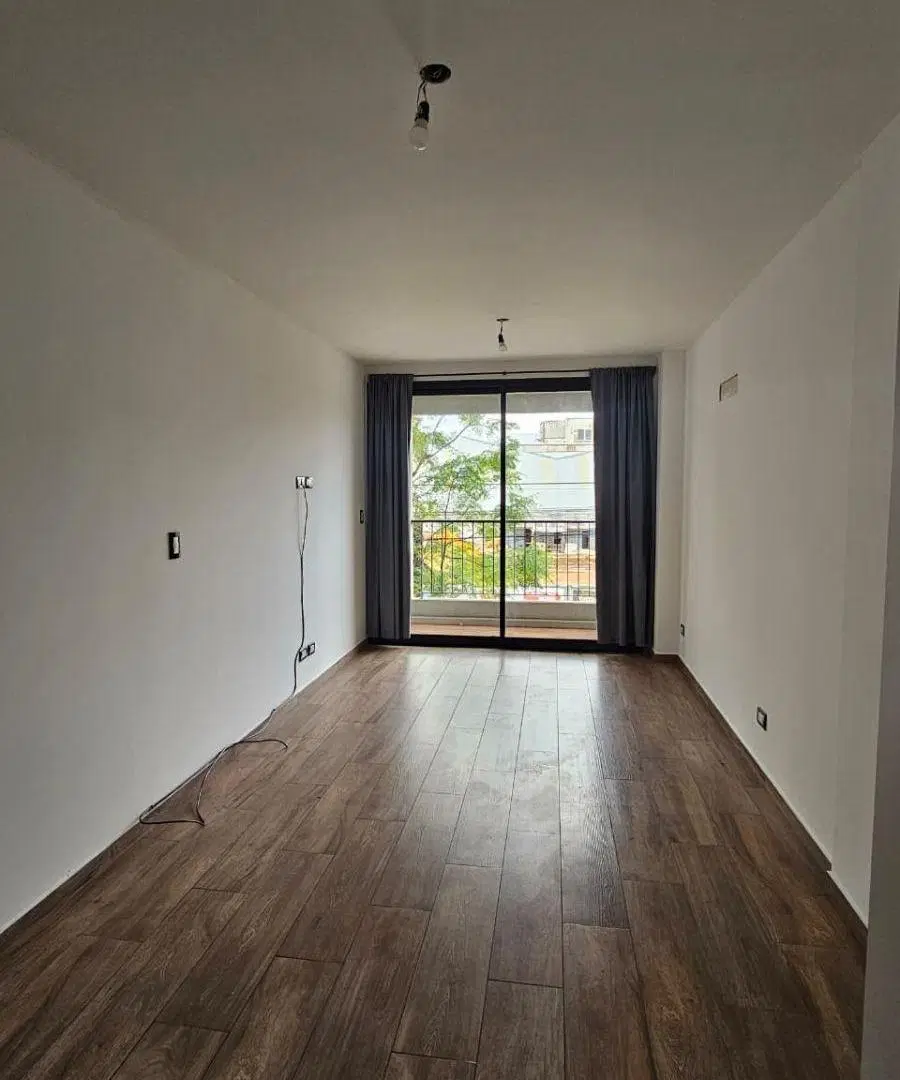 Depto monoambiente moderno al frente con balcon y baño completo! Edificio con SUM y bajas expensas!! 4