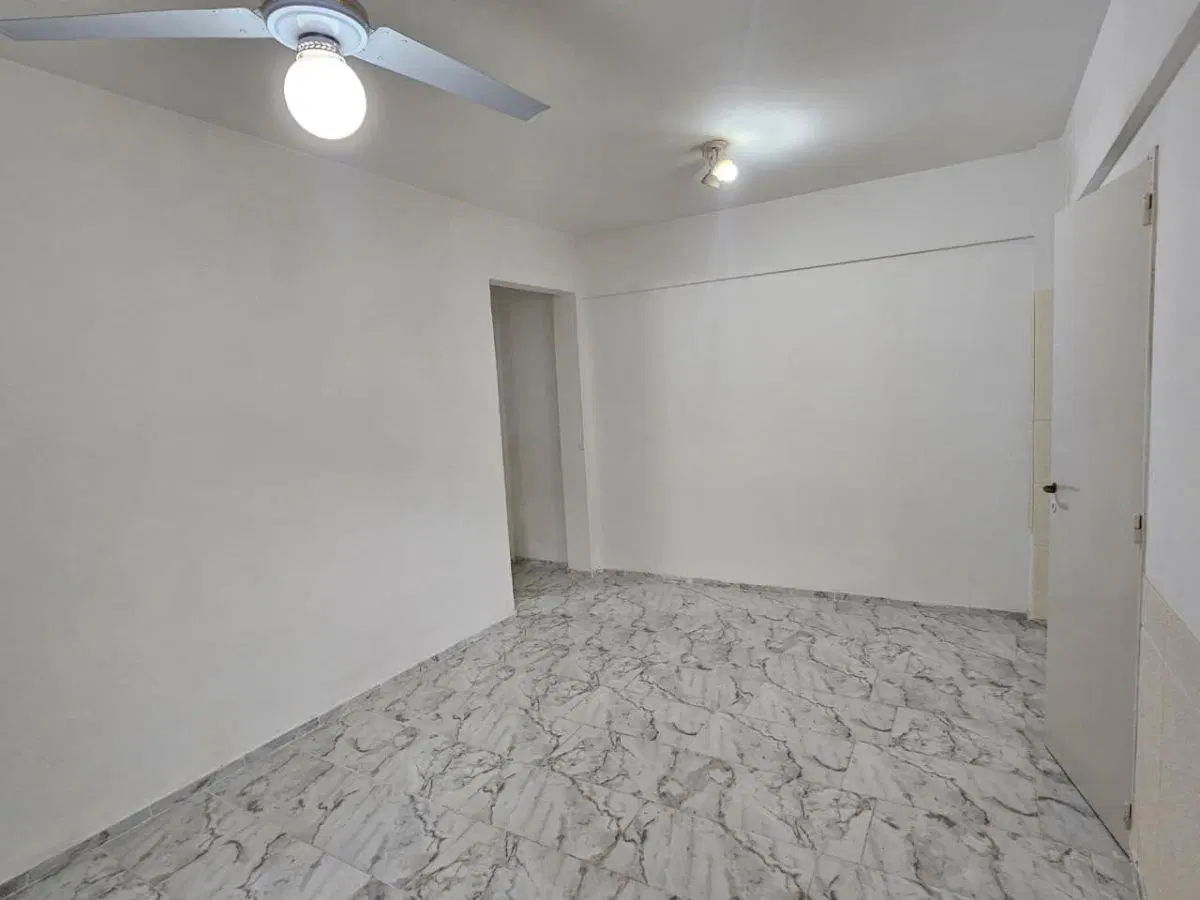 Departamento monoambiente interno luminoso con cocina separada y baño completo! 4