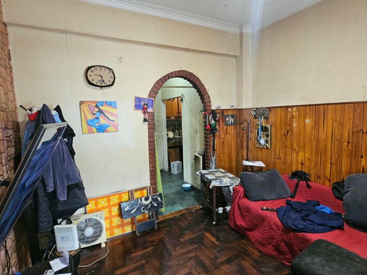 Foto de Ph de 3 ambientes para refaccionar en PB con entrada independiente y, imagen 2
