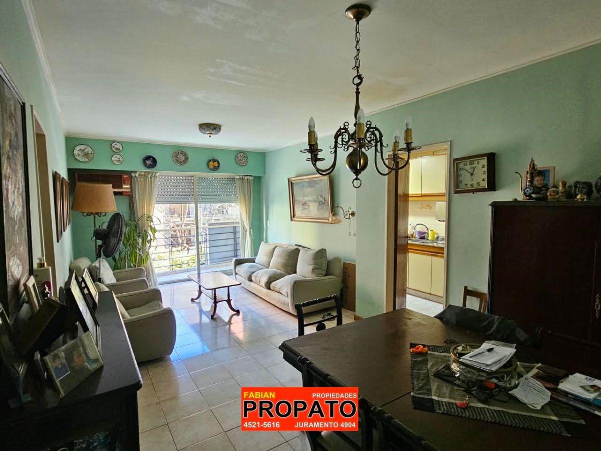 Foto de Depto de 3 ambientes en un 2 piso todo al frente con balcon, 2 baños y, imagen 3