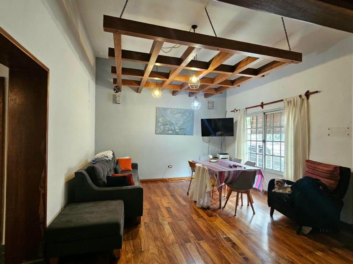 Foto de Casa 5 ambientes en 2 plantas con garage, terraza y 2 baños completos!, imagen 3