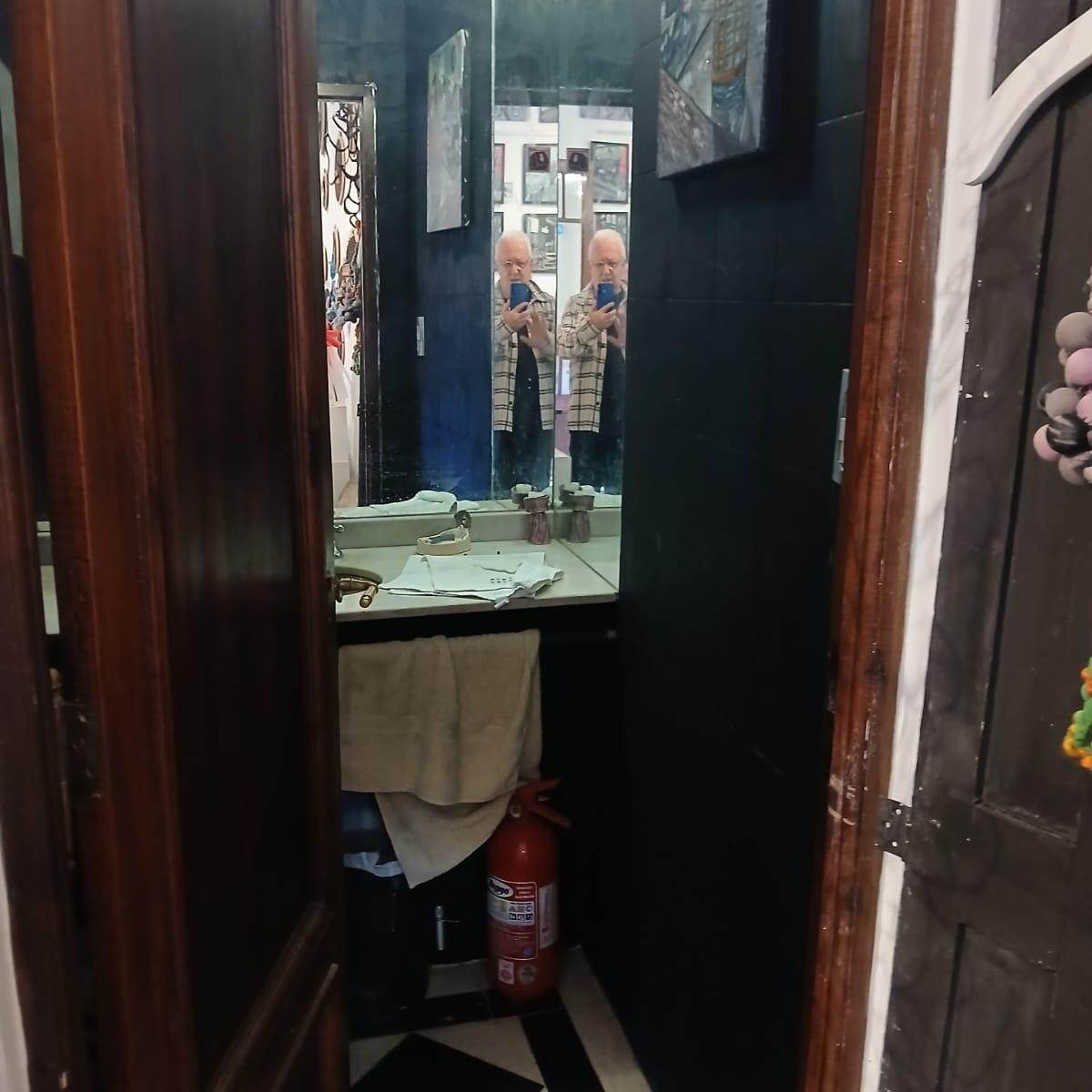 Casa 2 Plantas de 9 Ambientes + Local + Subsuelo San Telmo 1