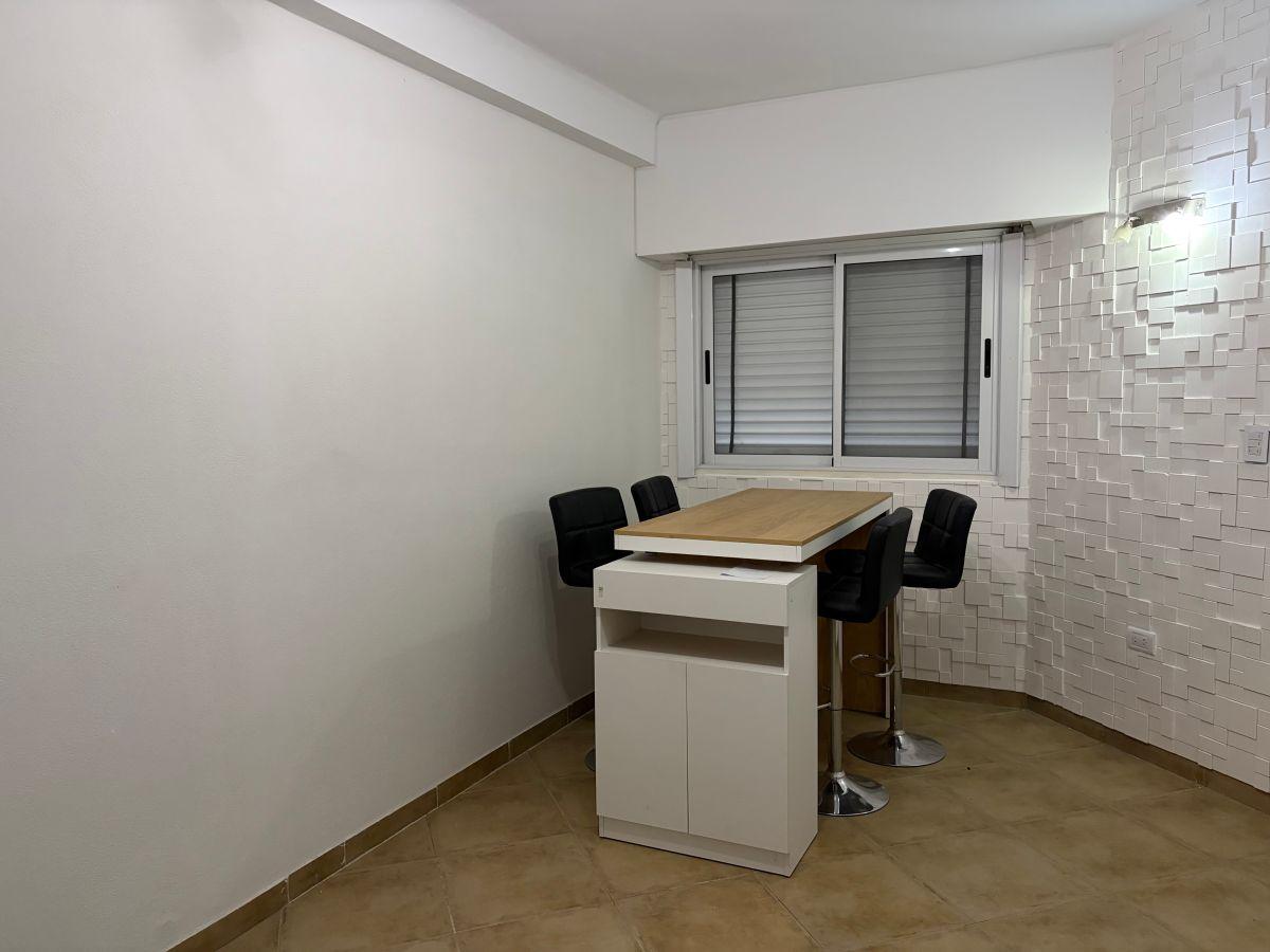 Foto de PH de 54 m² con 2 dormitorios en venta en Bernal Oeste, imagen 1
