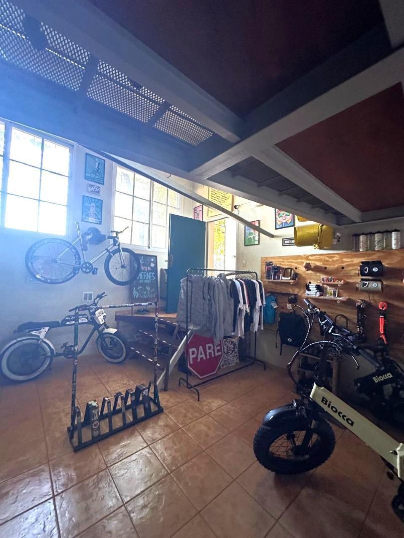 Foto de Alquiler Local/ Oficina comercial bien ubicado, imagen 3