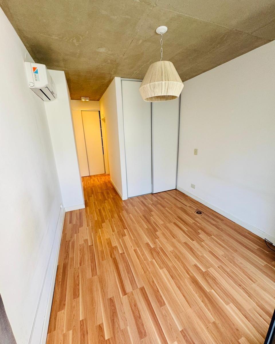 Venta Duplex de Categoría Terraza Quincho Parrilla Cochera Full Amenities 4