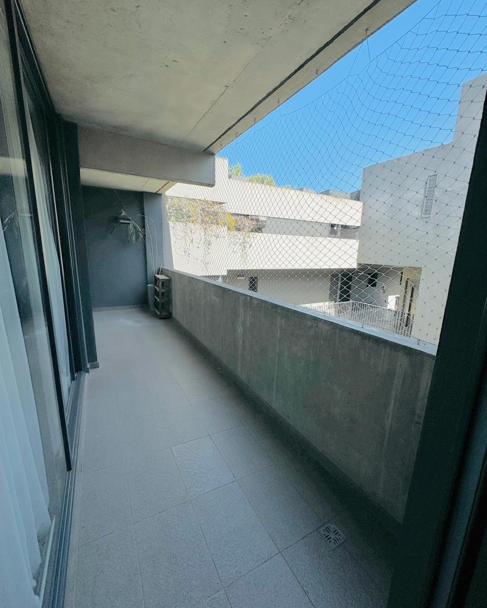 Venta Duplex de Categoría Terraza Quincho Parrilla Cochera Full Amenities 3
