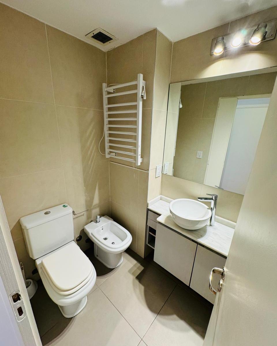 Venta Duplex de Categoría Terraza Quincho Parrilla Cochera Full Amenities 1