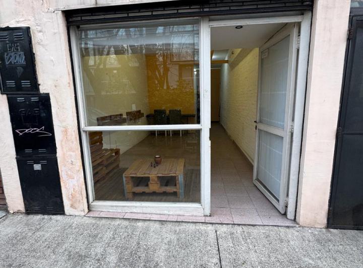 LOCAL COMERCIAL35M2 SIN EXPENSAS BAÑO  4