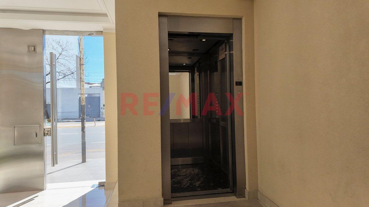 Dpto 2 Amb en Venta con Patio en Parque Patricios 3
