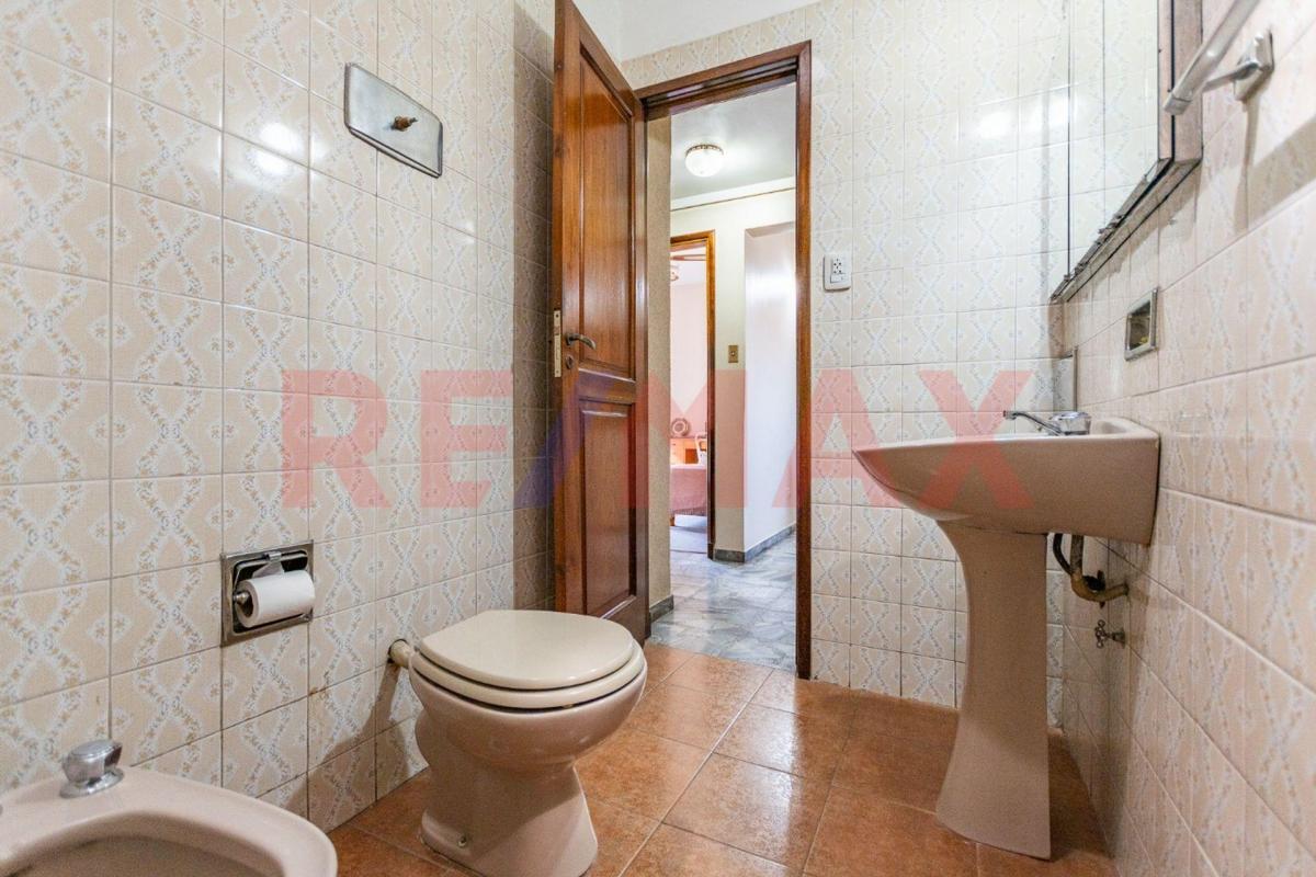 Venta Casa Tipo PH 6amb C/jardín, Terraza y Cochera 4