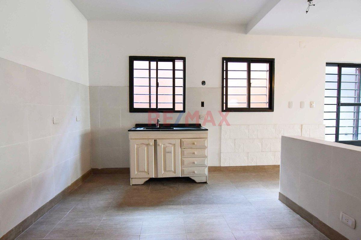 Venta Hermosa Casa 6 Amb en Barracas con Cocheras 1