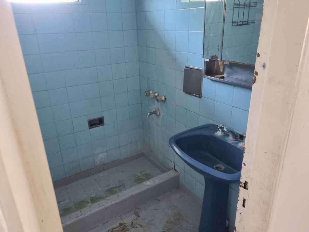 Venta Propiedad en Bloque Pb: 5 Loc. Pa: 4 Dptos 1