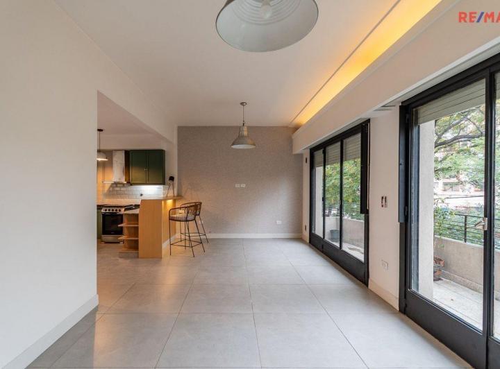 VENTA DPTO. 4 AMB CON BALCON  PARQUE CHACABUCO 2