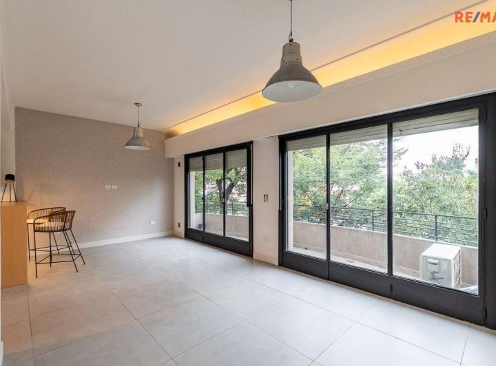 VENTA DPTO. 4 AMB CON BALCON  PARQUE CHACABUCO 5