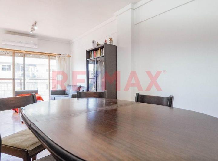 VENTA DEPTO 4 AMBIENTES CON DEPENDENCIA Y BALCON 5