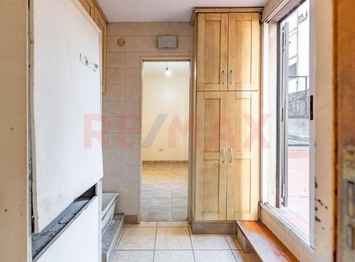 Vende 4 amb. Caballito c/dependencia y balcón 1