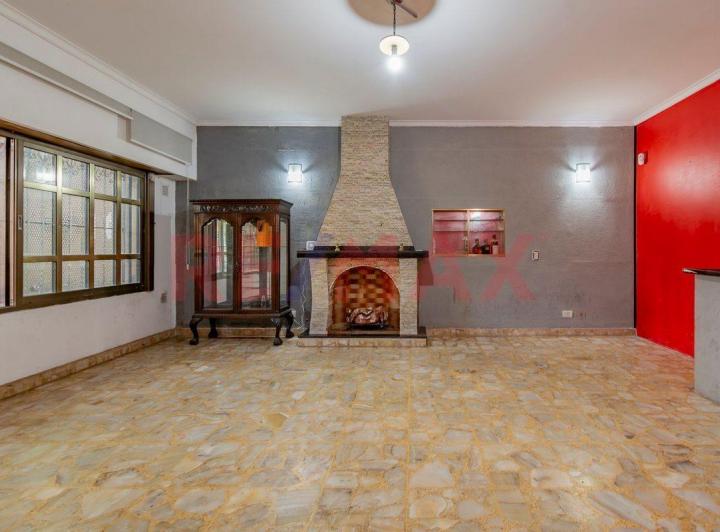 CASA EN PARQUE CHACABUCO 5