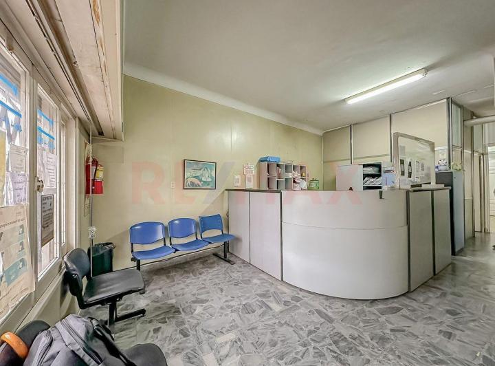 VENTA CASA a reciclar - GRAN Lote en LINIERS 5