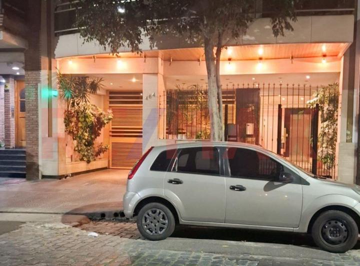 Dto.4amb.c/balcon y patio bajas expensas Caballito 3