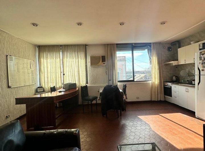 Venta Oficina 4 amb en Mataderos 4