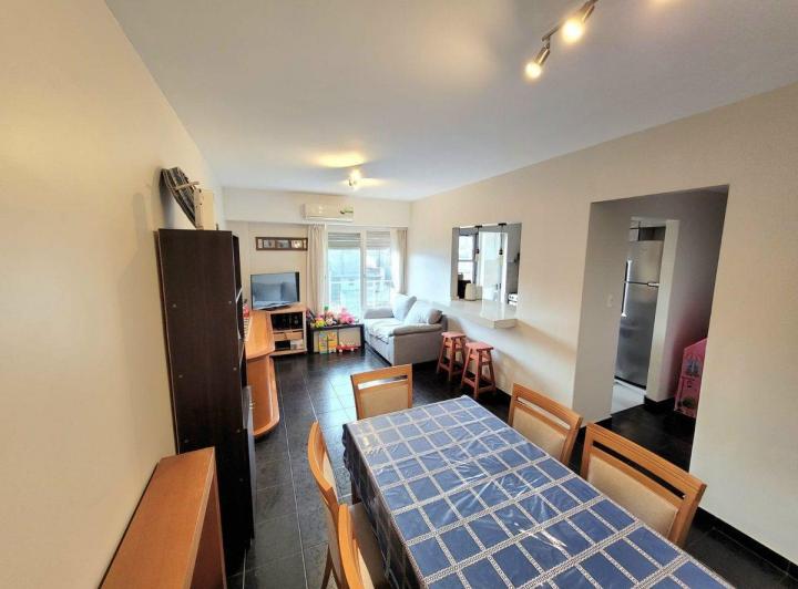 VENTA DPTO 4 AMBIENTES CON BALCON. P. CHACABUCO 2