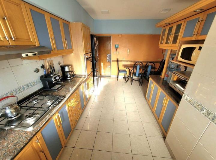 VENTA PH 4 AMBIENTES CON TERRAZA PARQUE AVELLANEDA 5